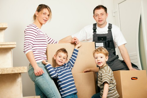 Professional flat removals planning in Hithergreen