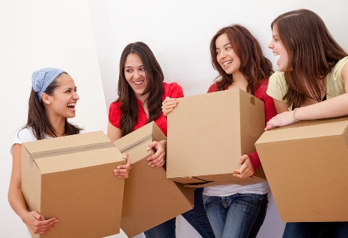 Modern long-term storage facility in Hithergreen with secure access