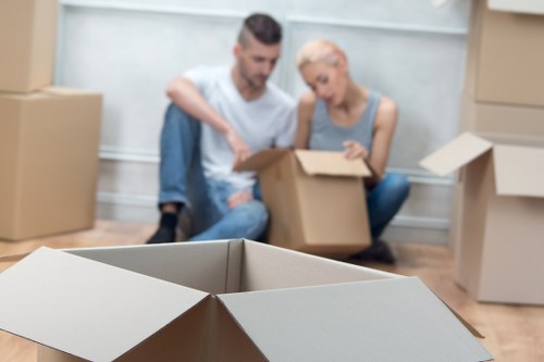 Customer complaint process for Hithergreen Storage